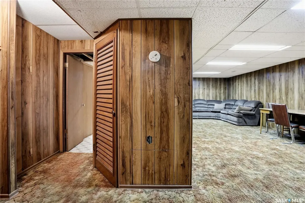 35 Mcinnis Crescent Regina SK S4R 3E7