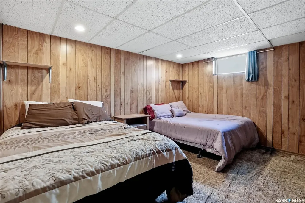 35 Mcinnis Crescent Regina SK S4R 3E7