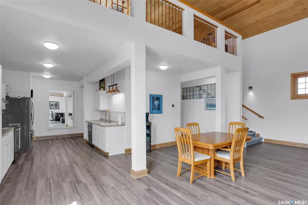 310 F Avenue S Saskatoon SK S7M 1T2