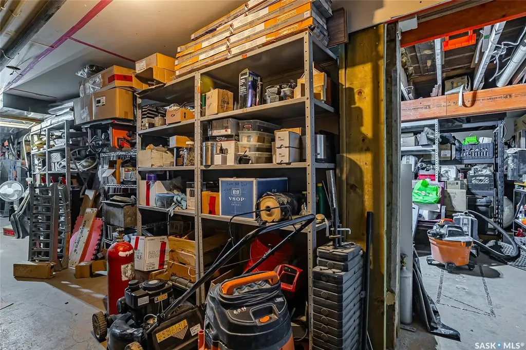 310 F Avenue S Saskatoon SK S7M 1T2