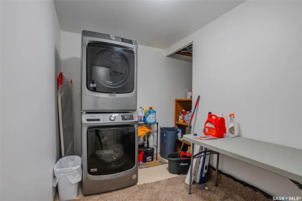 310 F Avenue S Saskatoon SK S7M 1T2