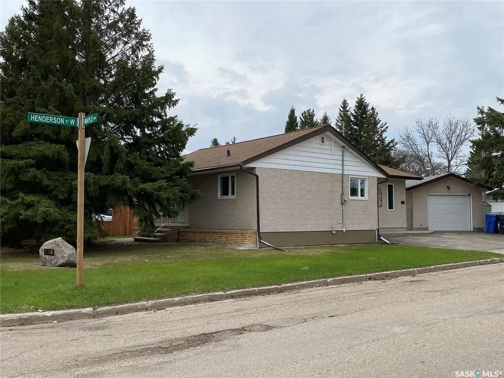 296 Maple Avenue Yorkton SK S3N 1W7
