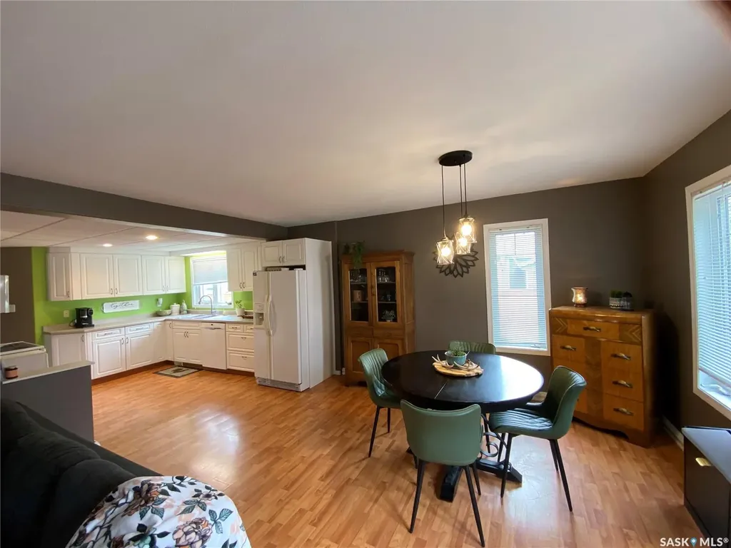 296 Maple Avenue Yorkton SK S3N 1W7