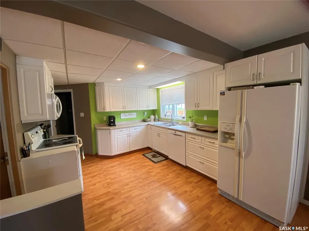 296 Maple Avenue Yorkton SK S3N 1W7