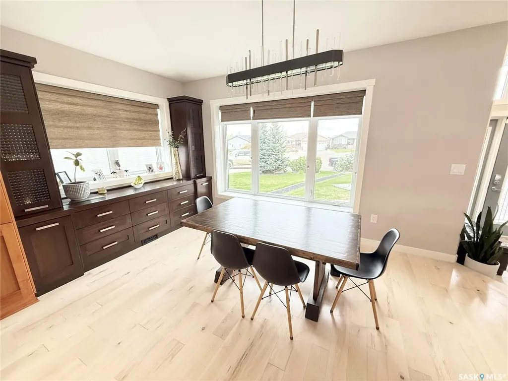 1832 Gordon Miles Place Weyburn SK S4H 0B9