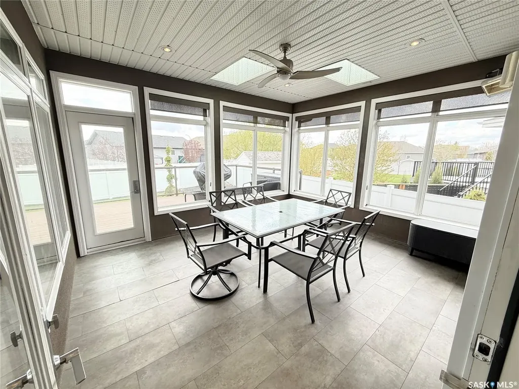 1832 Gordon Miles Place Weyburn SK S4H 0B9