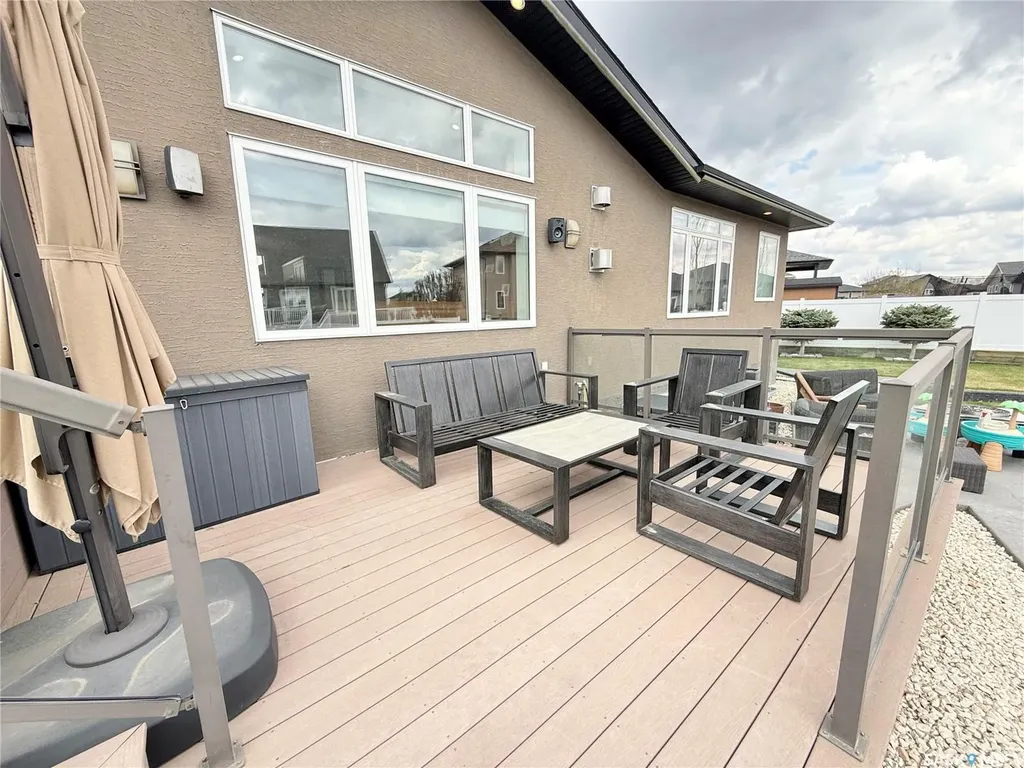 1832 Gordon Miles Place Weyburn SK S4H 0B9