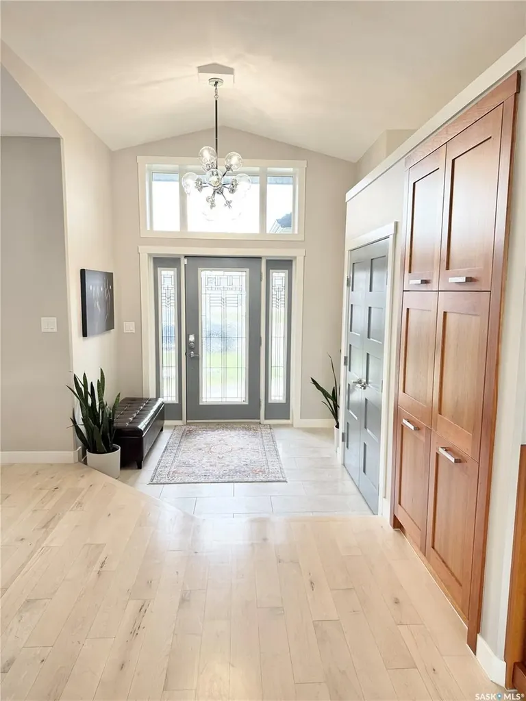1832 Gordon Miles Place Weyburn SK S4H 0B9