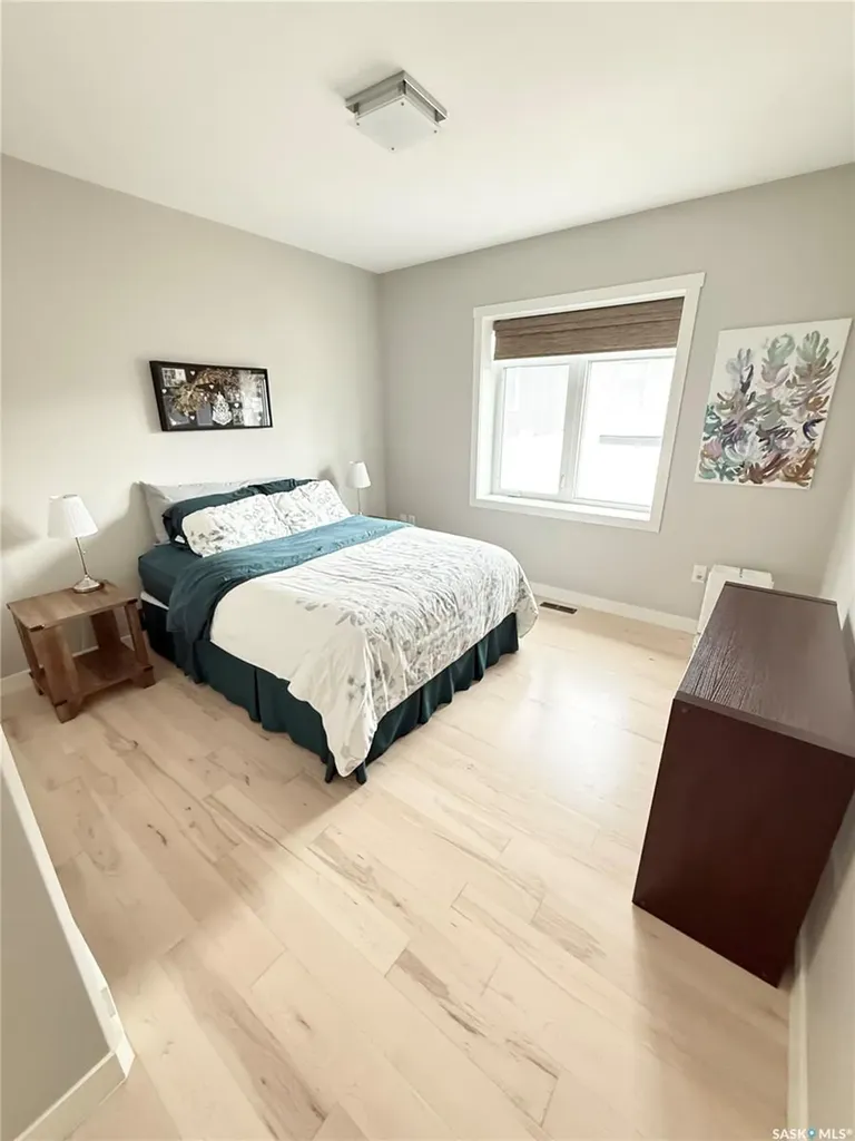 1832 Gordon Miles Place Weyburn SK S4H 0B9