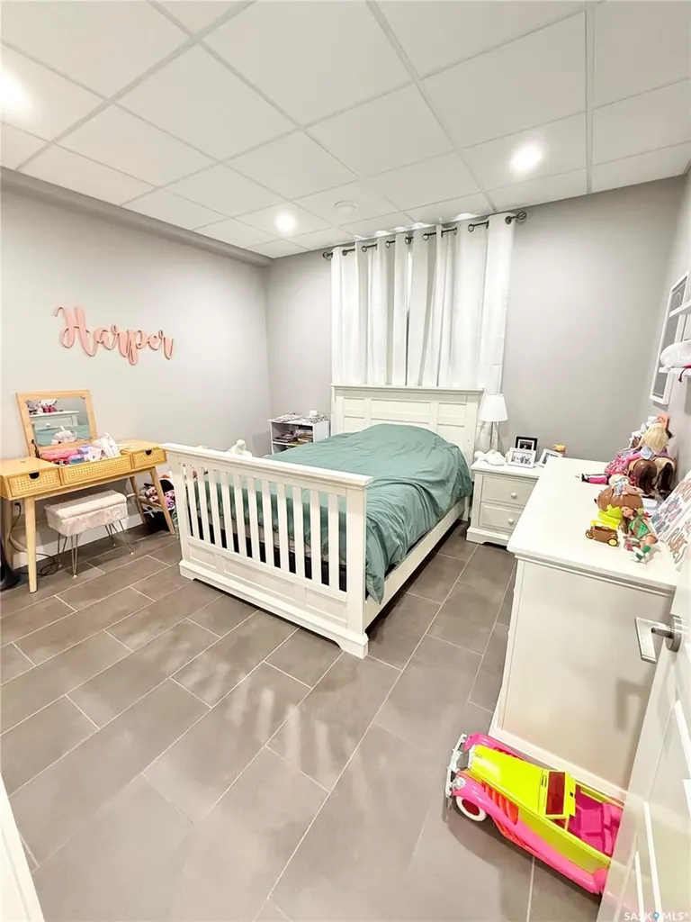 1832 Gordon Miles Place Weyburn SK S4H 0B9