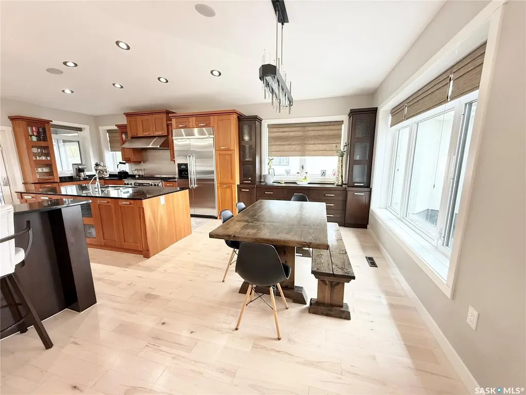 1832 Gordon Miles Place Weyburn SK S4H 0B9