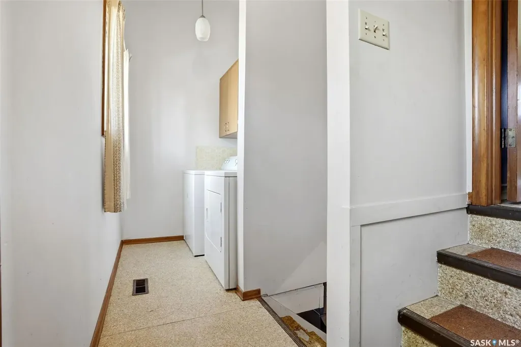 125 Brownlee Avenue Mclean SK S0G 3E0