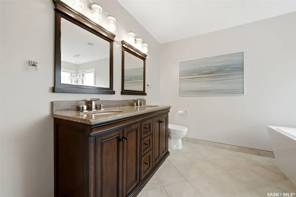 2034 Wascana Greens Regina SK S4V 2M1