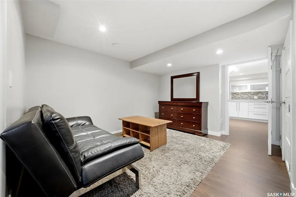 2034 Wascana Greens Regina SK S4V 2M1