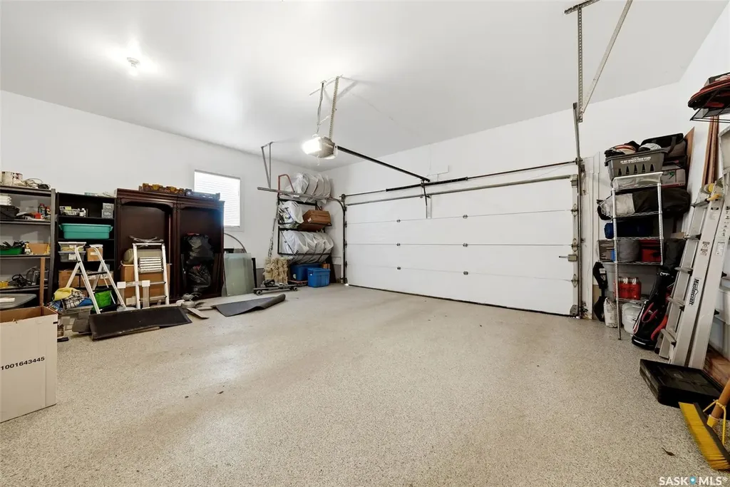 2034 Wascana Greens Regina SK S4V 2M1