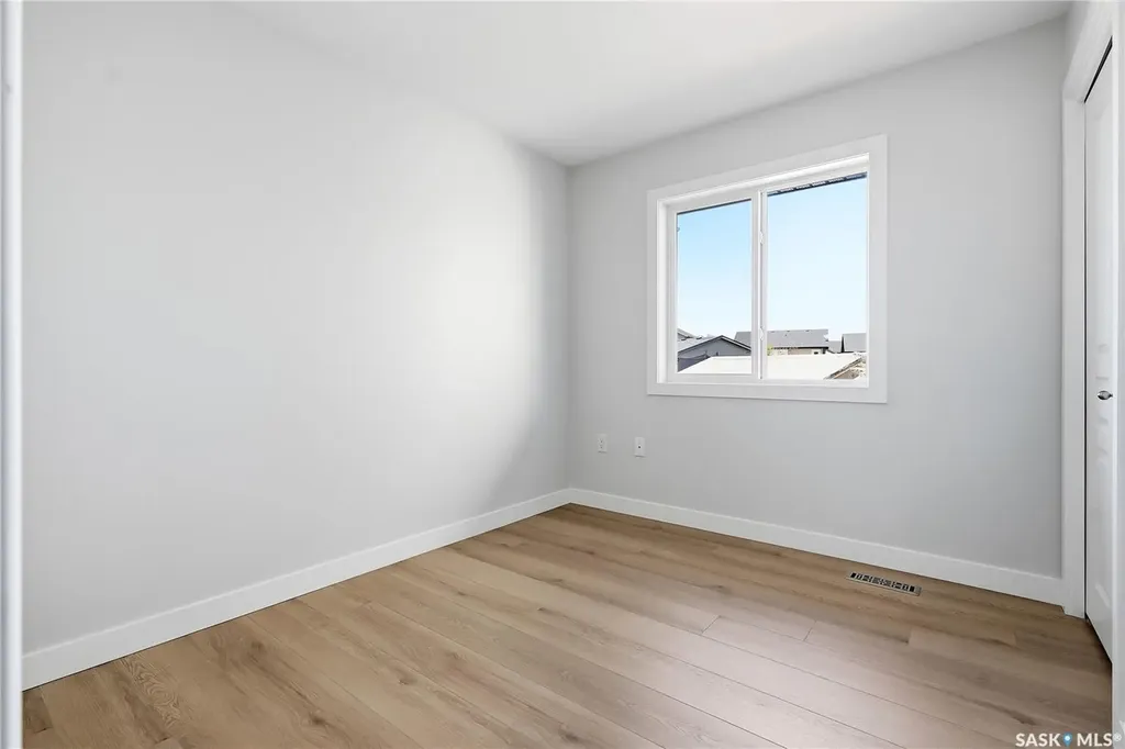 741 Glenview Cove Martensville SK S0K 0A2