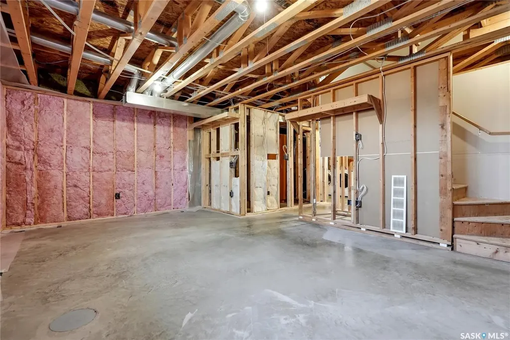 741 Glenview Cove Martensville SK S0K 0A2