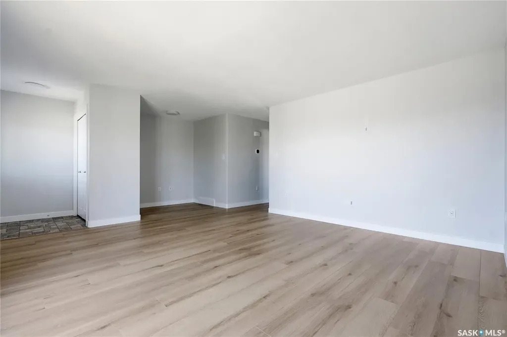 741 Glenview Cove Martensville SK S0K 0A2