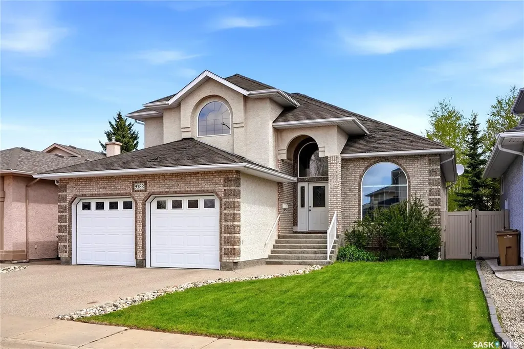 9382 Wascana Mews Regina SK S4V 2W4