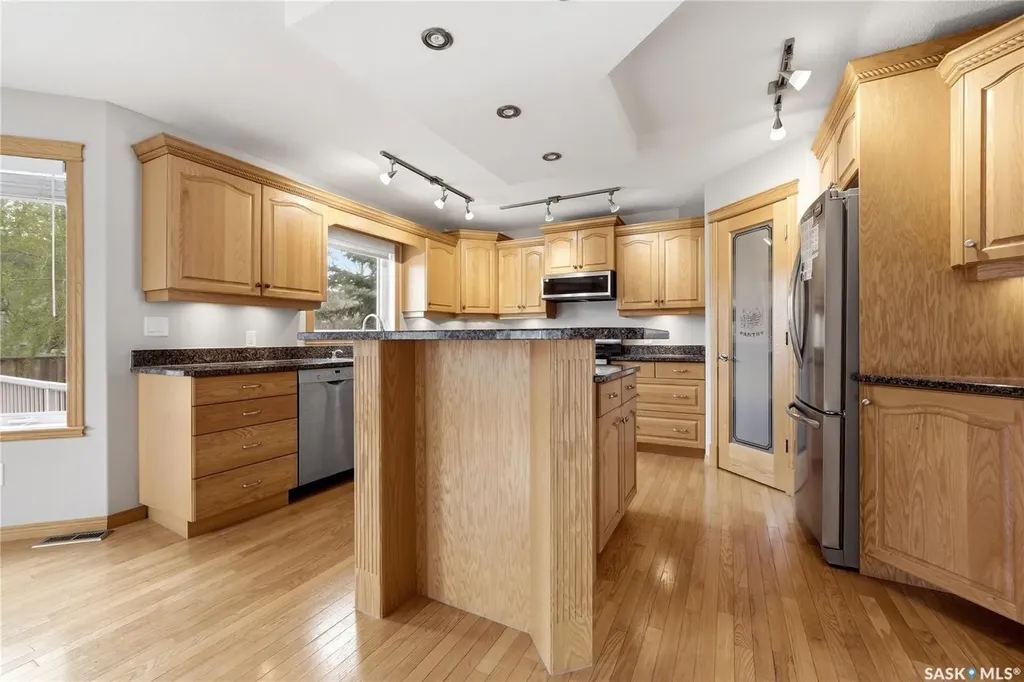 9382 Wascana Mews Regina SK S4V 2W4