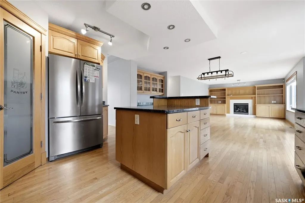 9382 Wascana Mews Regina SK S4V 2W4