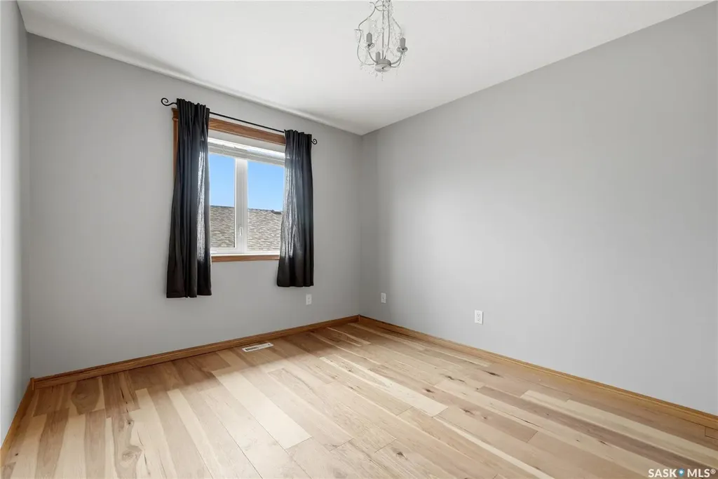 9382 Wascana Mews Regina SK S4V 2W4