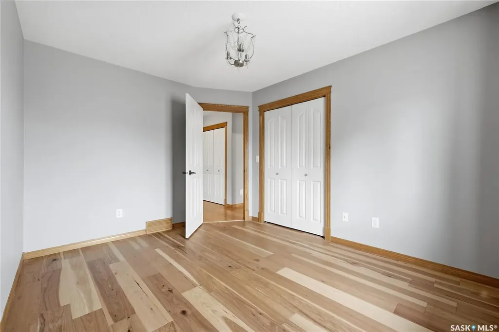 9382 Wascana Mews Regina SK S4V 2W4