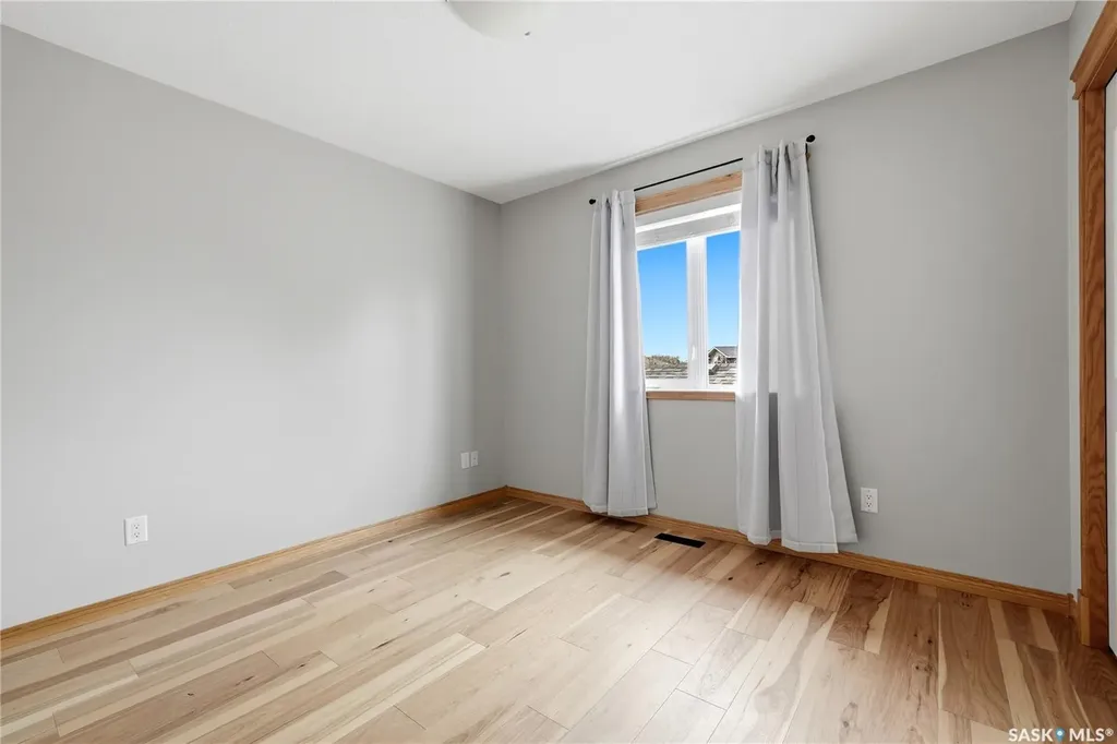 9382 Wascana Mews Regina SK S4V 2W4