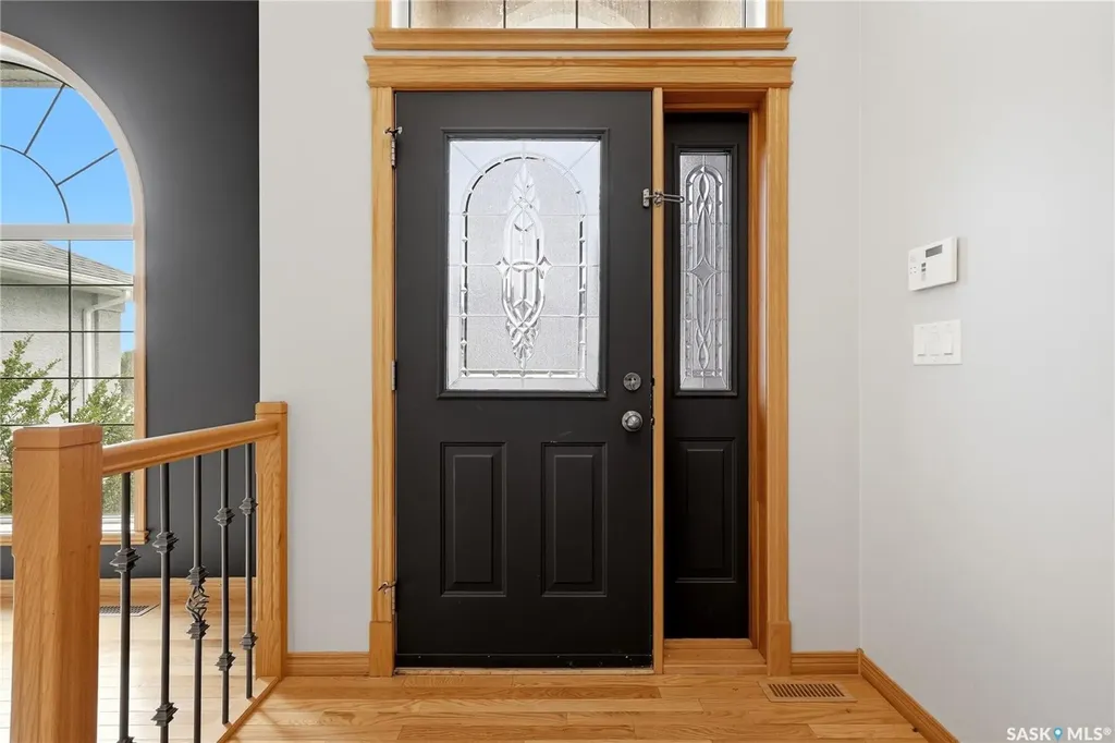 9382 Wascana Mews Regina SK S4V 2W4