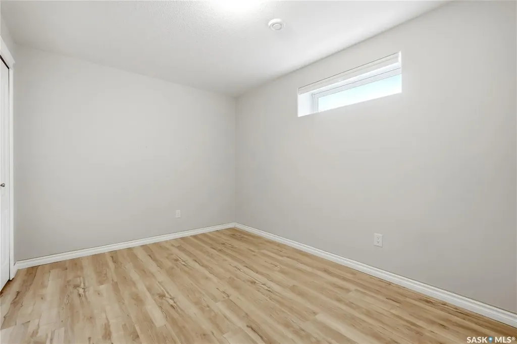 9382 Wascana Mews Regina SK S4V 2W4