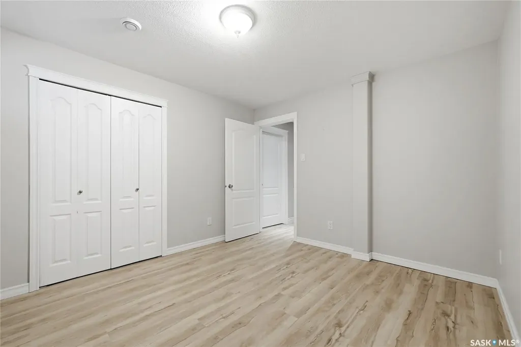 9382 Wascana Mews Regina SK S4V 2W4