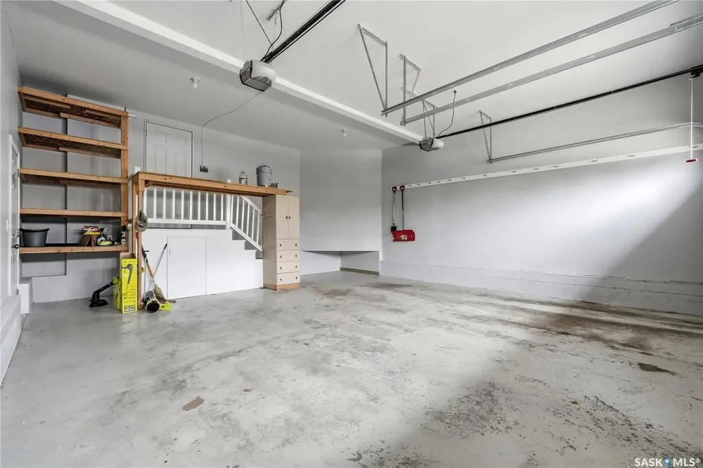 9382 Wascana Mews Regina SK S4V 2W4