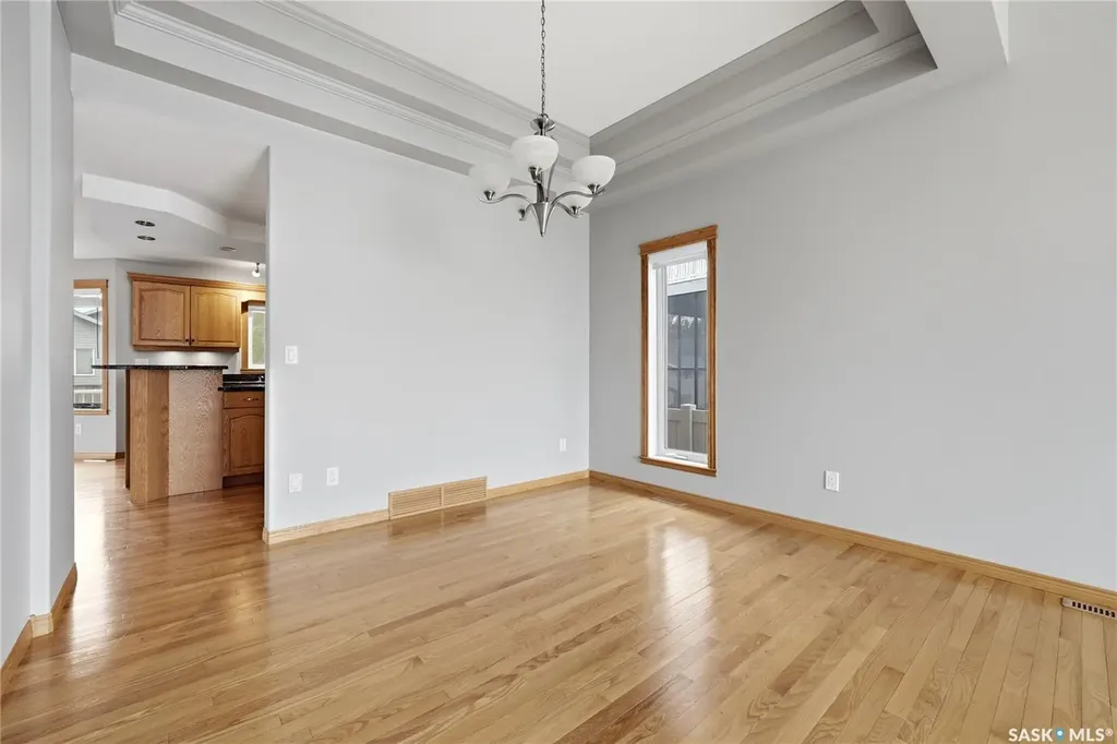 9382 Wascana Mews Regina SK S4V 2W4