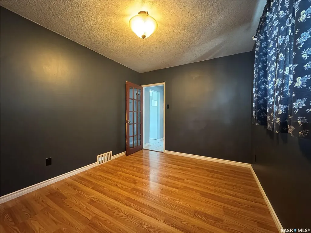 646 Retallack Street Regina SK S4T 2G4
