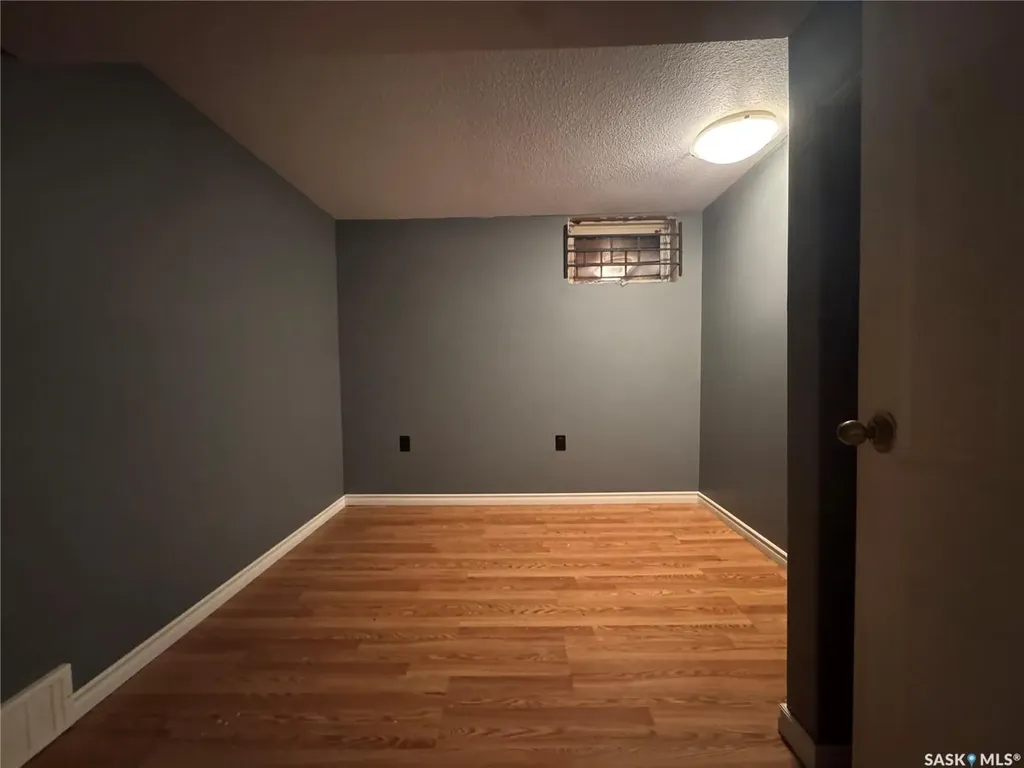 646 Retallack Street Regina SK S4T 2G4