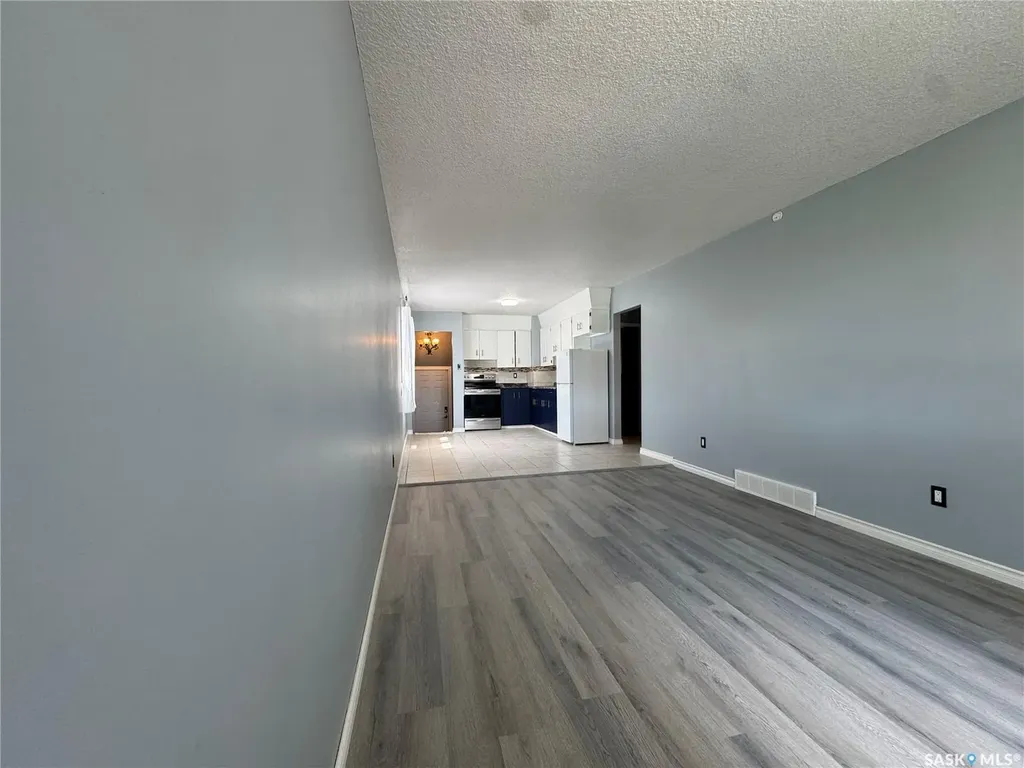 646 Retallack Street Regina SK S4T 2G4