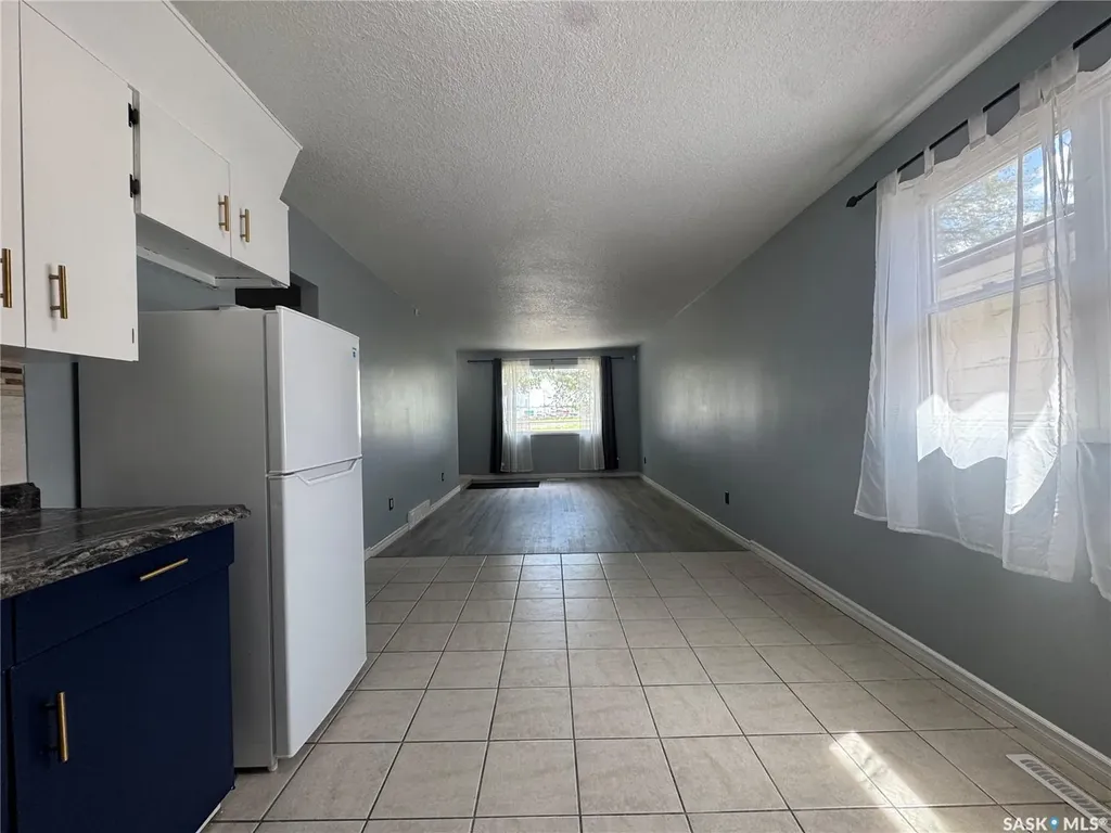 646 Retallack Street Regina SK S4T 2G4