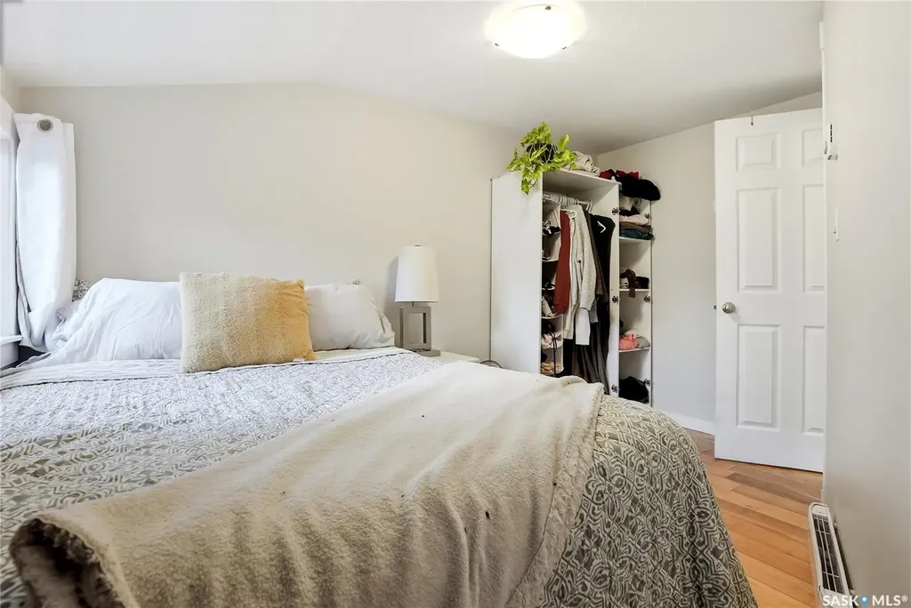 505 F Avenue S Saskatoon SK S7M 1T6