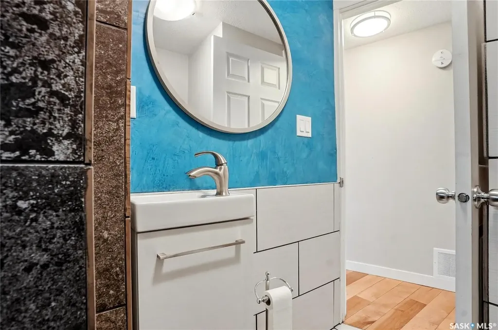 505 F Avenue S Saskatoon SK S7M 1T6