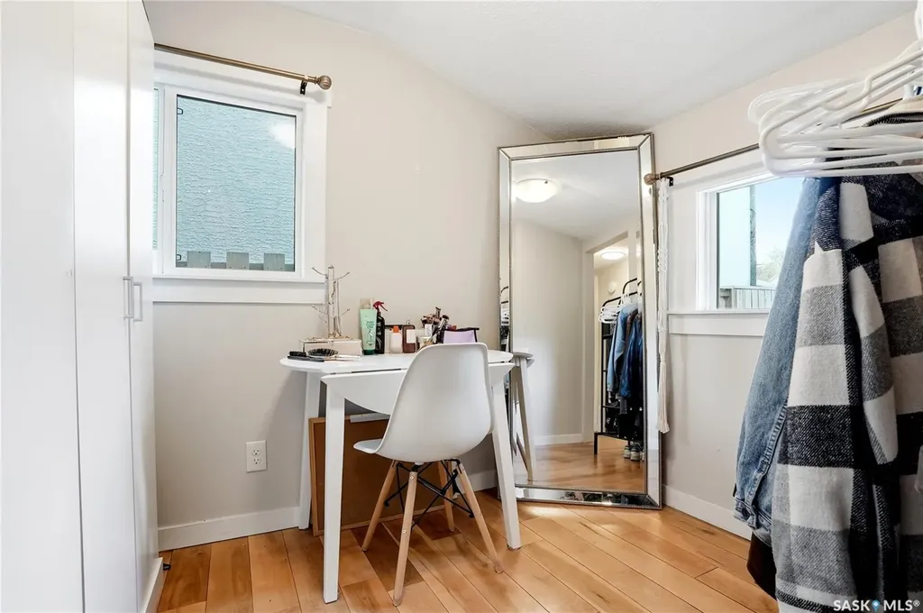 505 F Avenue S Saskatoon SK S7M 1T6