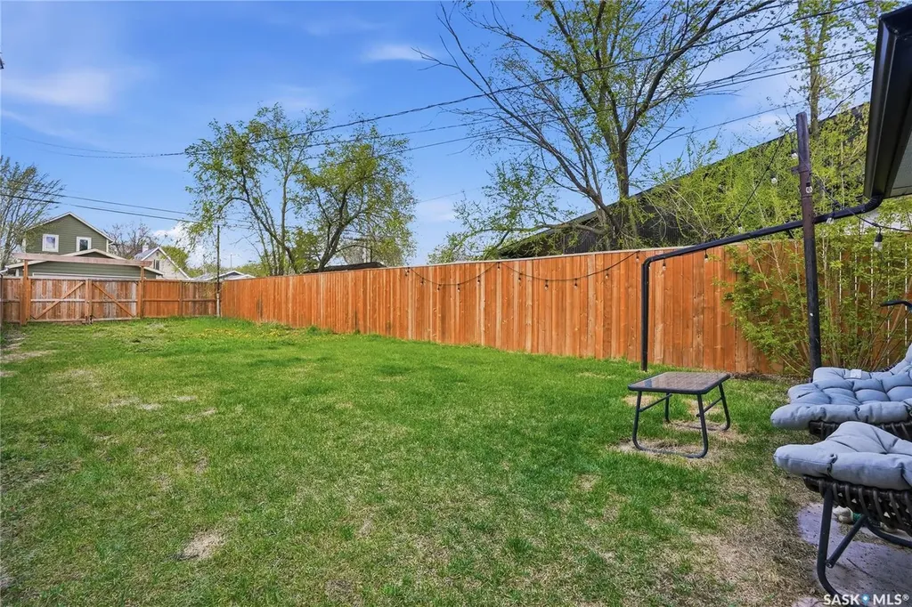 505 F Avenue S Saskatoon SK S7M 1T6
