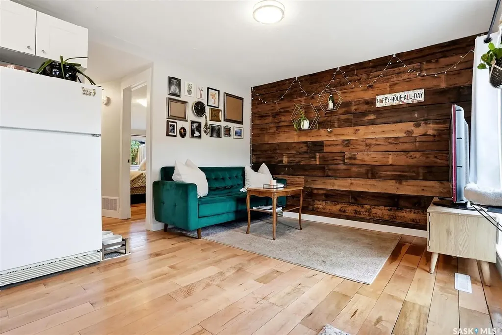 505 F Avenue S Saskatoon SK S7M 1T6