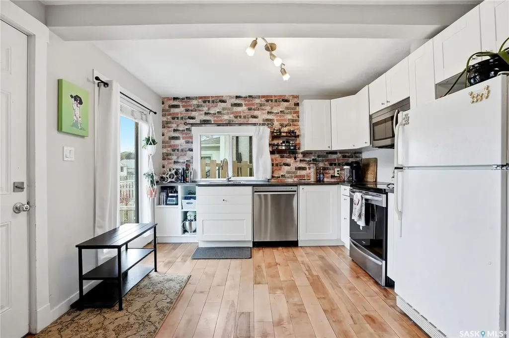 505 F Avenue S Saskatoon SK S7M 1T6