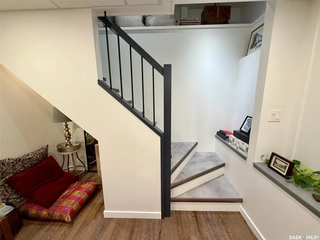 607 K Avenue S Saskatoon SK S7M 2E4