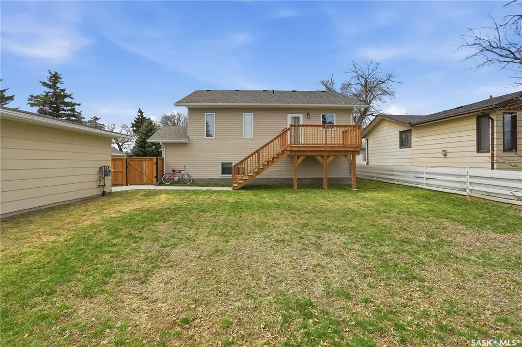 107 Valleyview Drive Caronport SK S0H 0S0