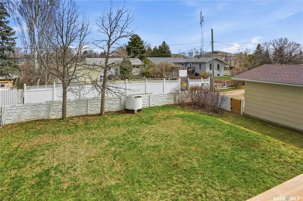 107 Valleyview Drive Caronport SK S0H 0S0