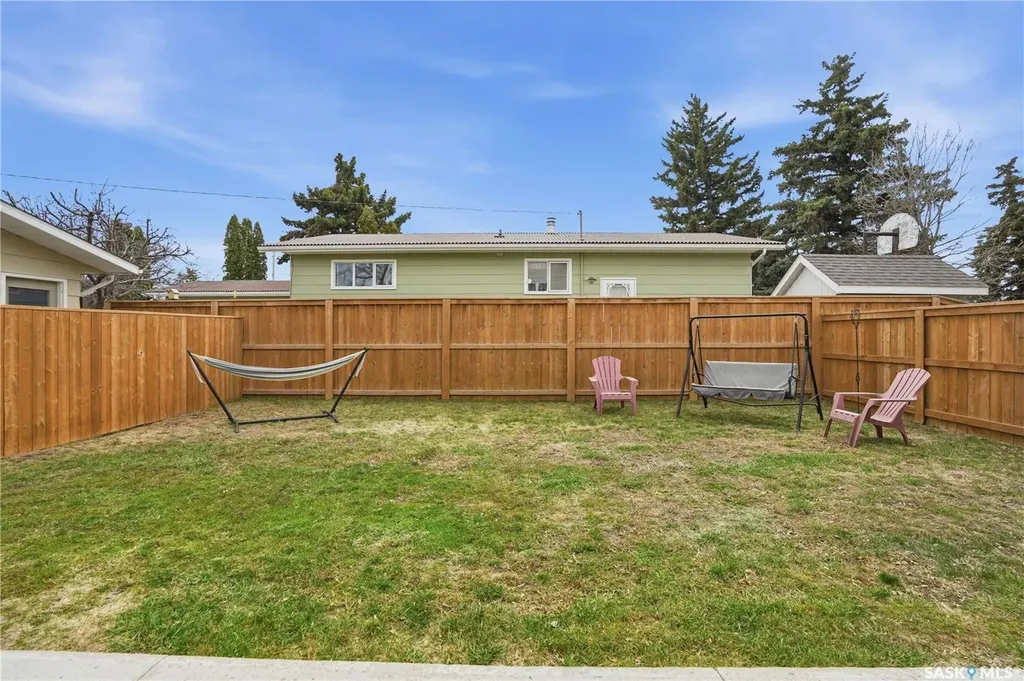 107 Valleyview Drive Caronport SK S0H 0S0