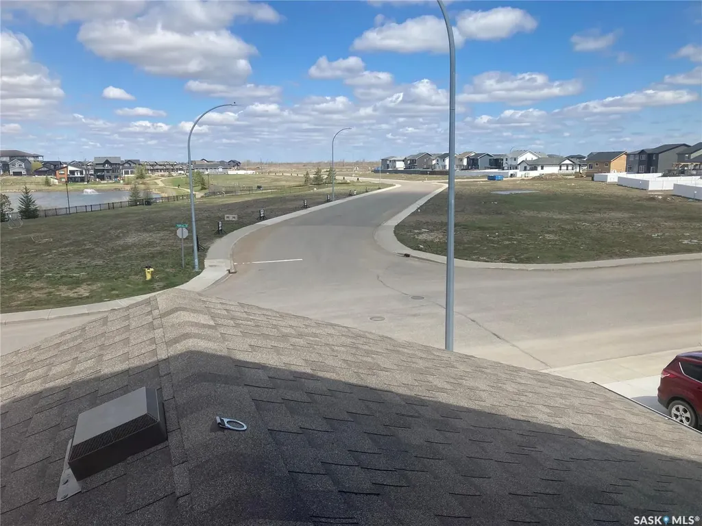 1312 Parr Hill Drive Martensville SK S0K 2T1