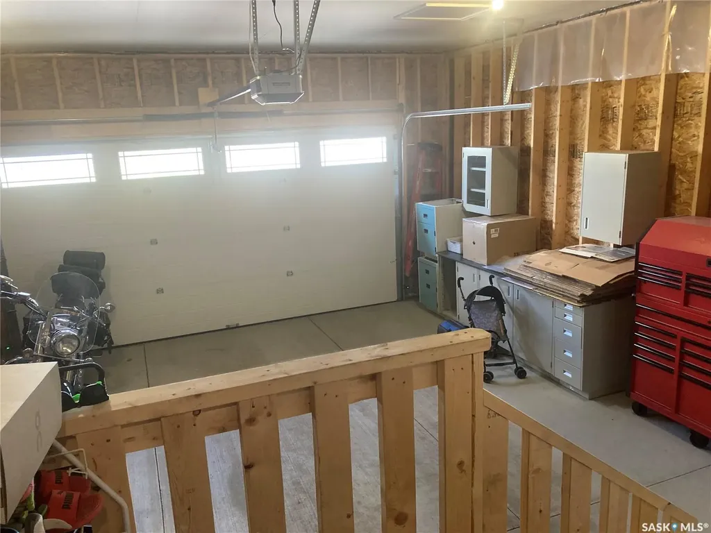 1312 Parr Hill Drive Martensville SK S0K 2T1