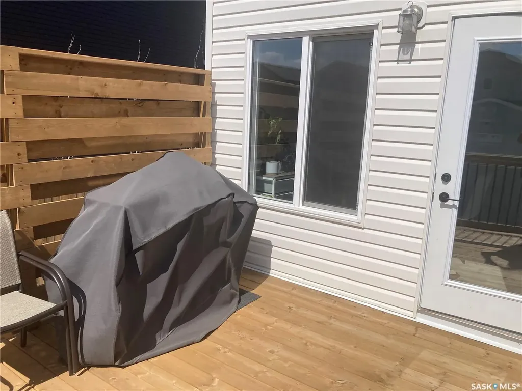 1312 Parr Hill Drive Martensville SK S0K 2T1